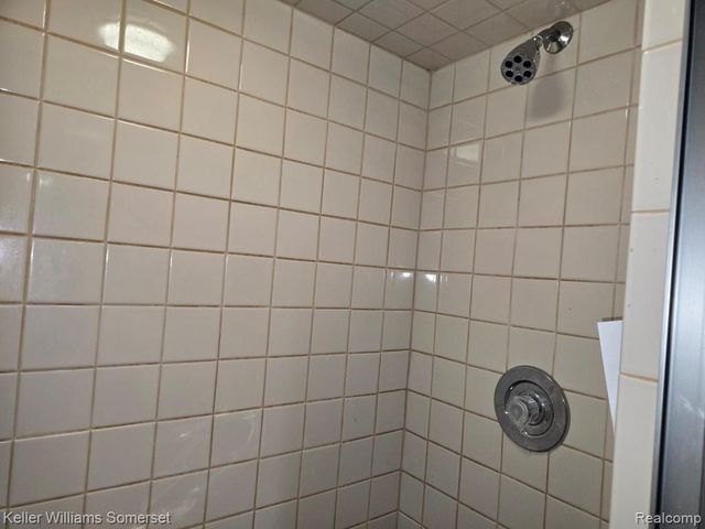 41314 Wessel Drive, Sterling Heights, MI 48313