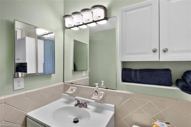 211 S Lake DR, Lehigh Acres, FL 33936