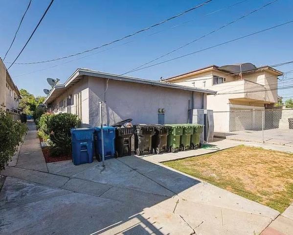 534 Hyde Park, Inglewood, CA 90302