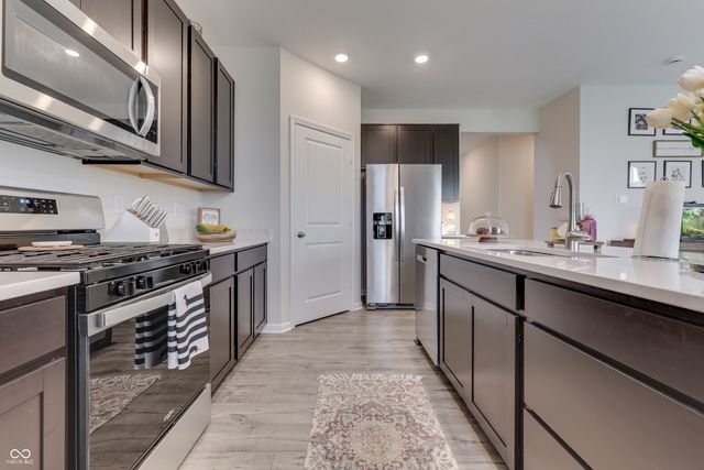 5906 Aleppo Lane, Greenwood, IN 46143