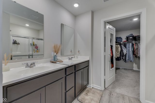 5906 Aleppo Lane, Greenwood, IN 46143