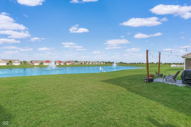 5906 Aleppo Lane, Greenwood, IN 46143