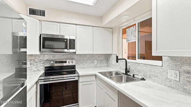 1770 S Avenida Prado, Tucson, AZ 85710