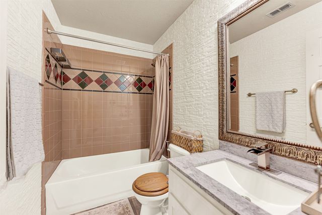 11920 Gladstone Court, Frisco, TX 75035