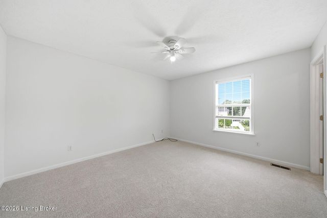 5009 Oakbrook Dr, Louisville, KY 40245