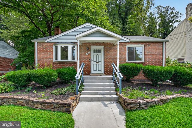 11852 HUGGINS DR, Silver Spring, MD 20902