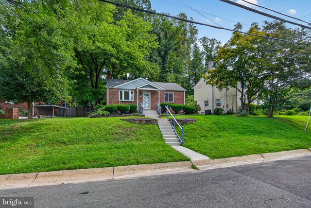 11852 HUGGINS DR, Silver Spring, MD 20902