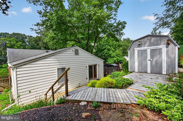 11852 HUGGINS DR, Silver Spring, MD 20902