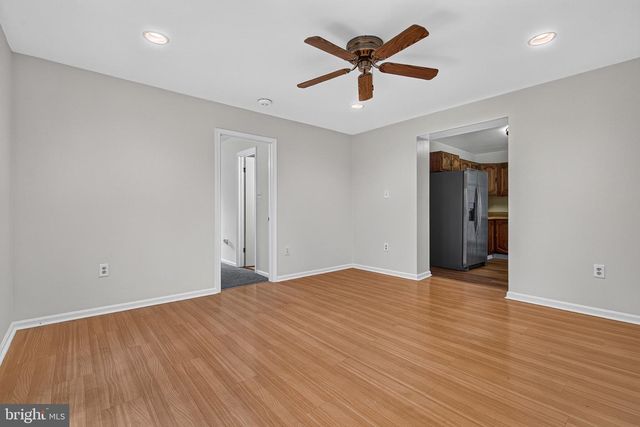 11852 HUGGINS DR, Silver Spring, MD 20902