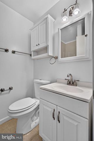 11852 HUGGINS DR, Silver Spring, MD 20902