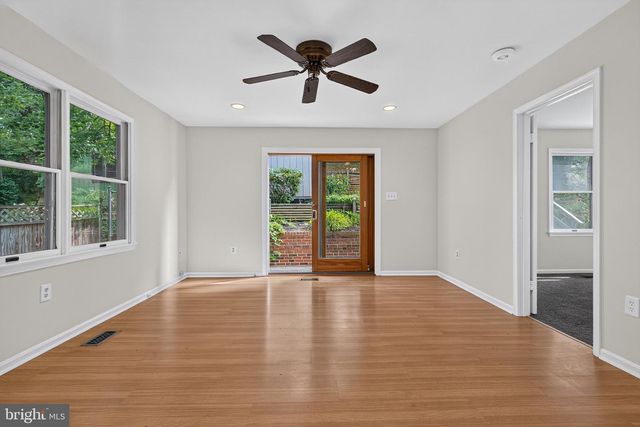 11852 HUGGINS DR, Silver Spring, MD 20902