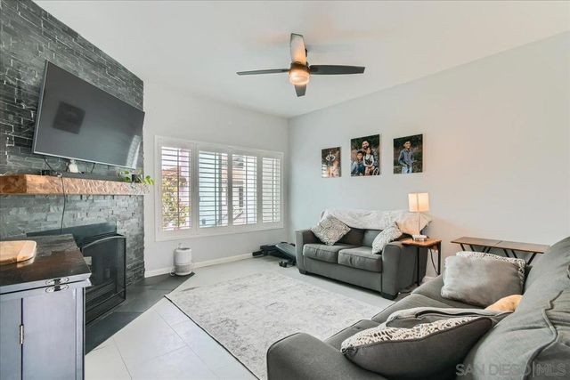 9840 Shirley Gardens Dr 8, Santee, CA 92071