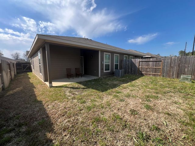 25136 Pacific Wren Drive, Magnolia, TX 77354