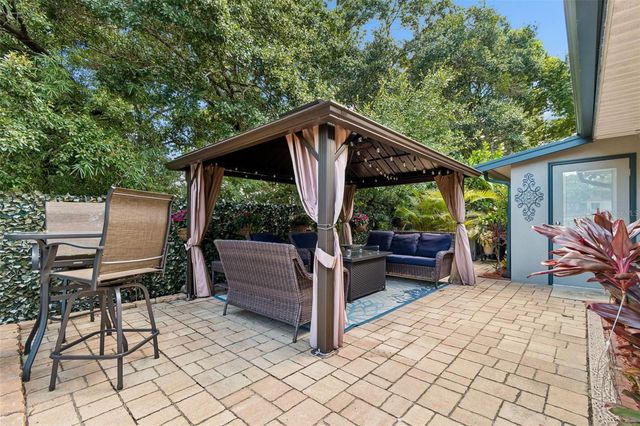2861 WHITEHALL DRIVE, Palm Harbor, FL 34684