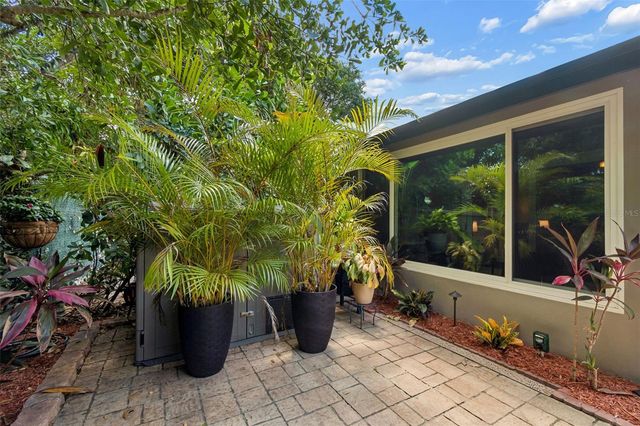 2861 WHITEHALL DRIVE, Palm Harbor, FL 34684