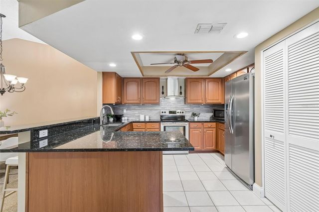2861 WHITEHALL DRIVE, Palm Harbor, FL 34684