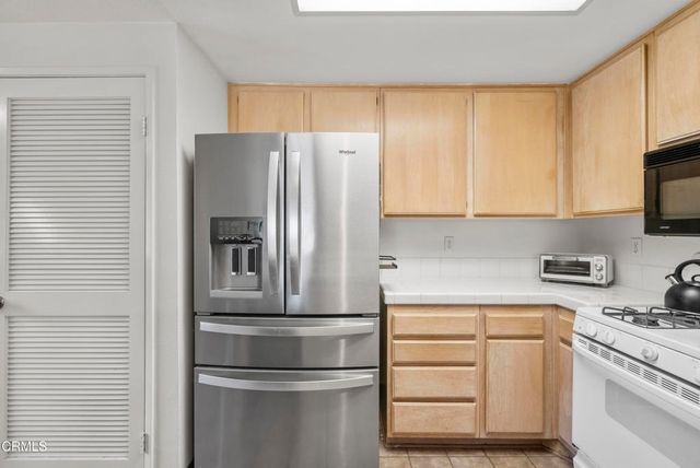 2003 Blackberry Circle, Oxnard, CA 93036