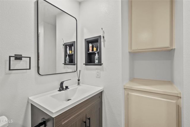 2003 Blackberry Circle, Oxnard, CA 93036