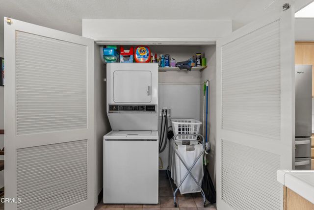 2003 Blackberry Circle, Oxnard, CA 93036