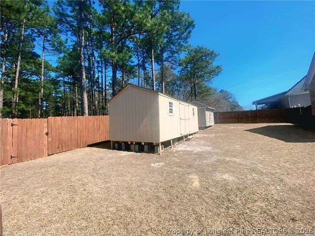 5236 Spreading Branch Road, Hope Mills, NC 28348