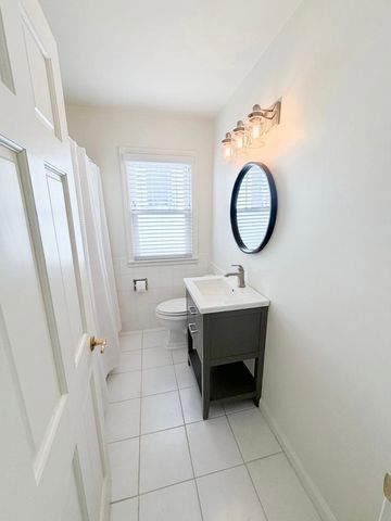 3137 Nevada Avenue S, Saint Louis Park, MN 55426