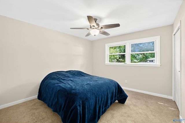 6502 Forrest Park Circle NW, Huntsville, AL 35806