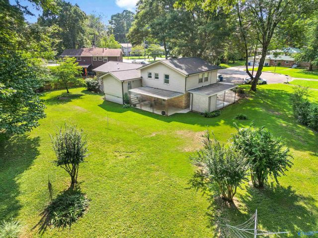 6502 Forrest Park Circle NW, Huntsville, AL 35806