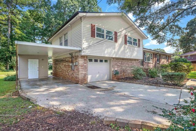 6502 Forrest Park Circle NW, Huntsville, AL 35806