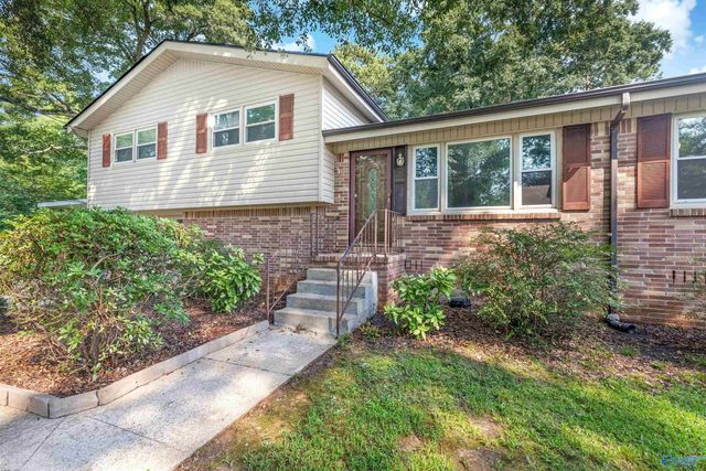 6502 Forrest Park Circle NW, Huntsville, AL 35806