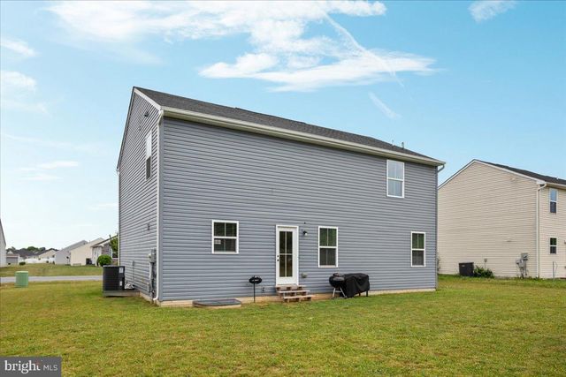 416 SWITCHGRASS CT, Bunker Hill, WV 25413