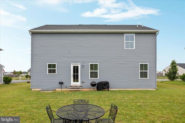 416 SWITCHGRASS CT, Bunker Hill, WV 25413