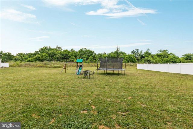 416 SWITCHGRASS CT, Bunker Hill, WV 25413