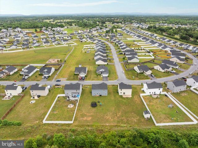 416 SWITCHGRASS CT, Bunker Hill, WV 25413