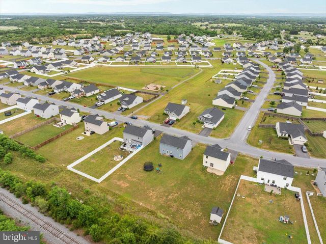 416 SWITCHGRASS CT, Bunker Hill, WV 25413