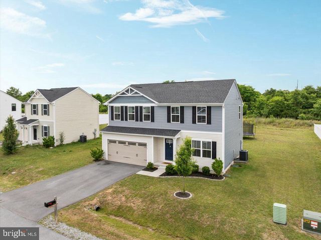 416 SWITCHGRASS CT, Bunker Hill, WV 25413