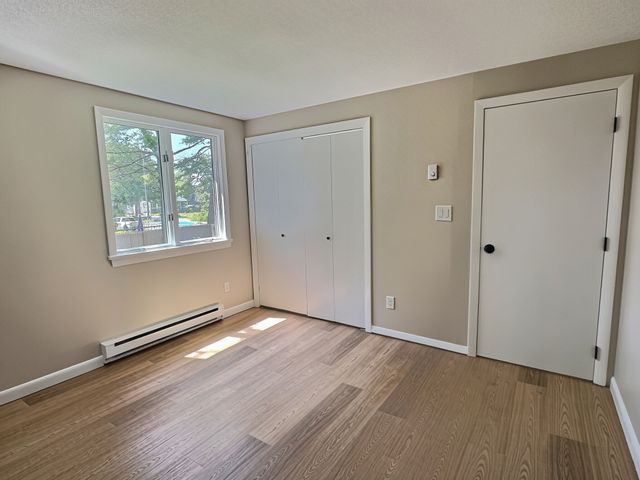 14 Milford St, Plymouth, MA 02360