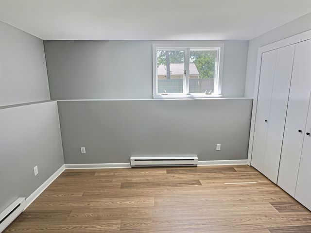 14 Milford St, Plymouth, MA 02360