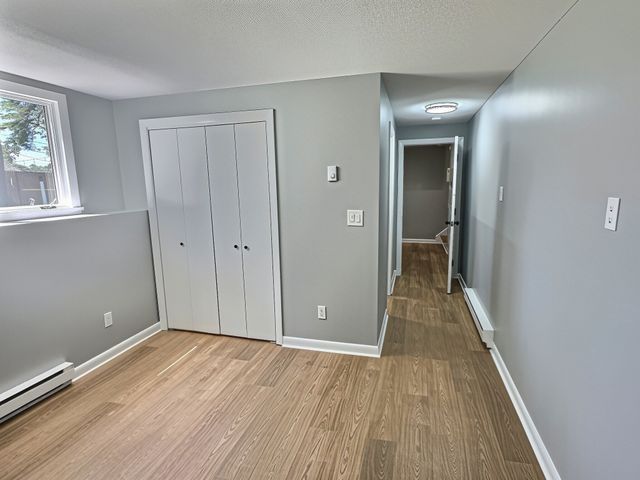 14 Milford St, Plymouth, MA 02360