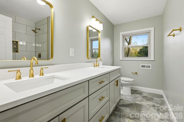 415 Kimmswick Road, Charlotte, NC 28214