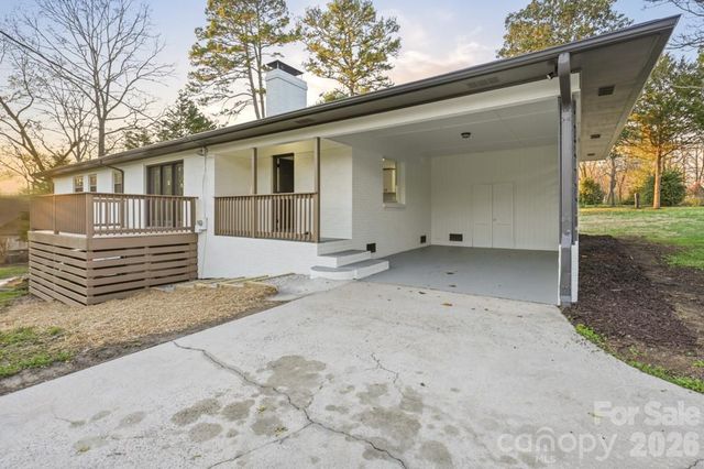 415 Kimmswick Road, Charlotte, NC 28214