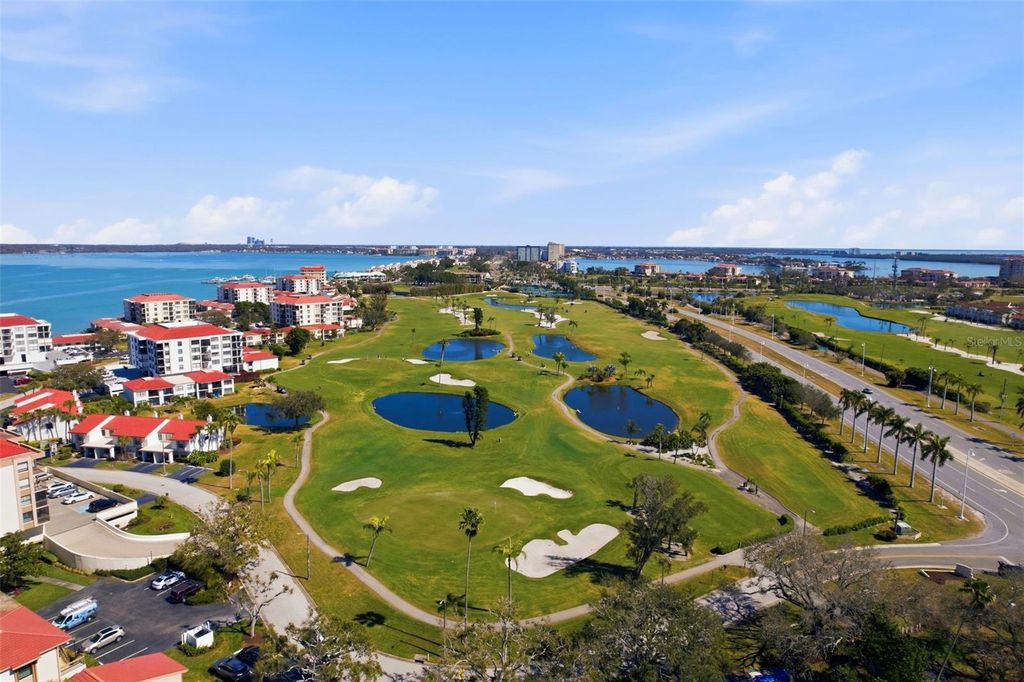 Image 34 of property listing at 6210 SUN BOULEVARD 211, St Petersburg, FL 33715