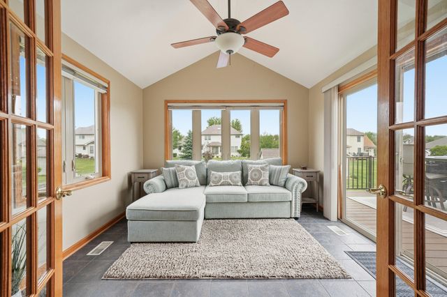 8620 W 92nd Lane, St. John, IN 46373