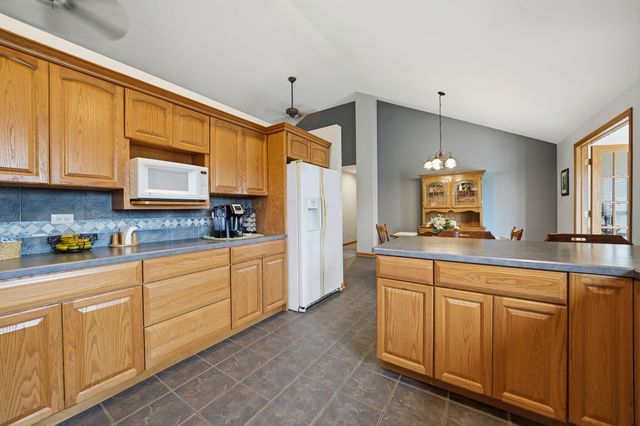 8620 W 92nd Lane, St. John, IN 46373