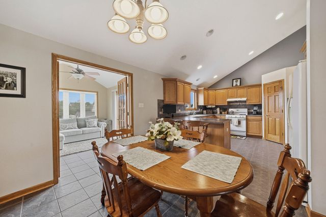 8620 W 92nd Lane, St. John, IN 46373