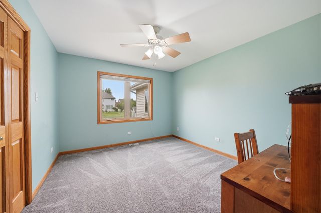 8620 W 92nd Lane, St. John, IN 46373