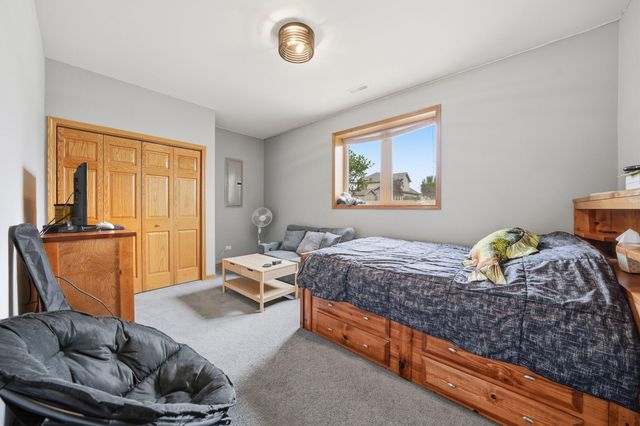 8620 W 92nd Lane, St. John, IN 46373