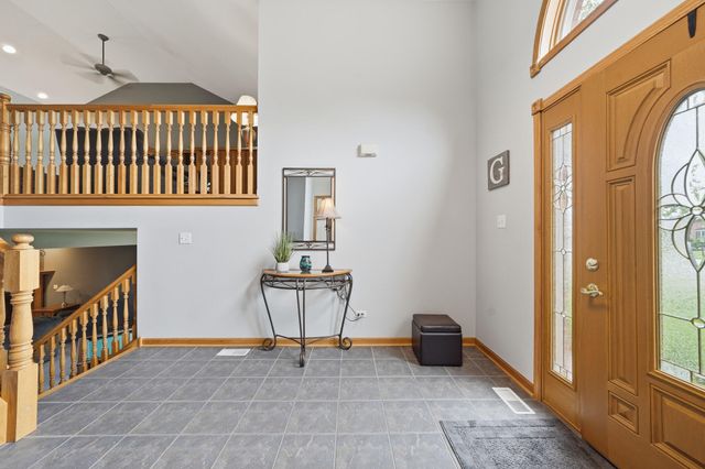 8620 W 92nd Lane, St. John, IN 46373
