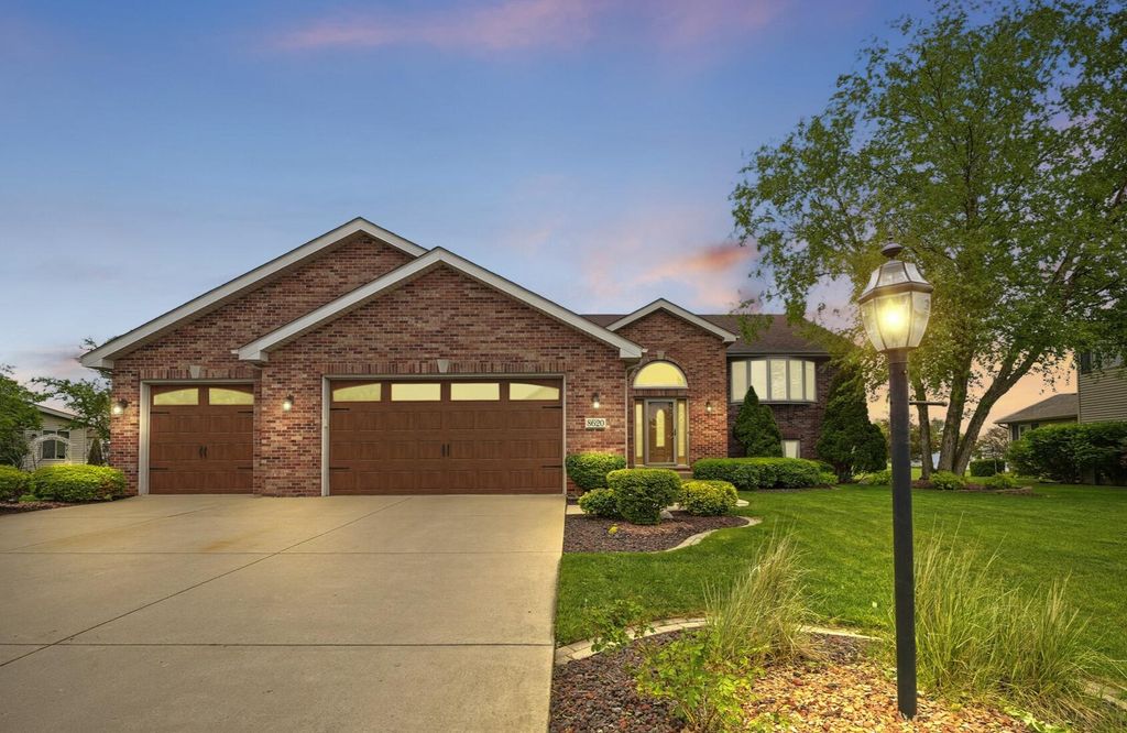 8620 W 92nd Lane, St. John, IN 46373