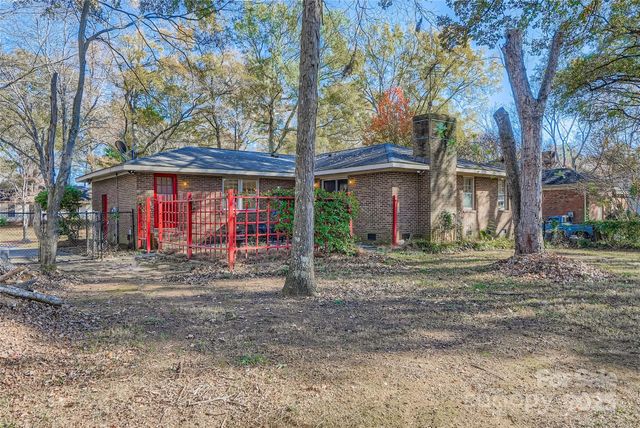 6635 Olde Savannah Road, Charlotte, NC 28227