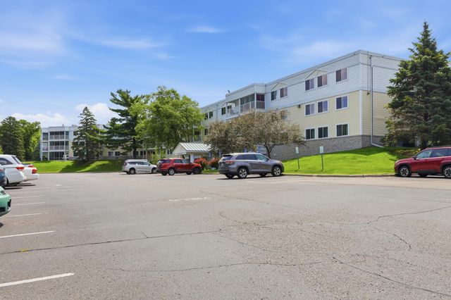 122 Demont Avenue E 370, Little Canada, MN 55117
